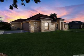 1758 Crooked Creek, Pleasanton, TX 78064