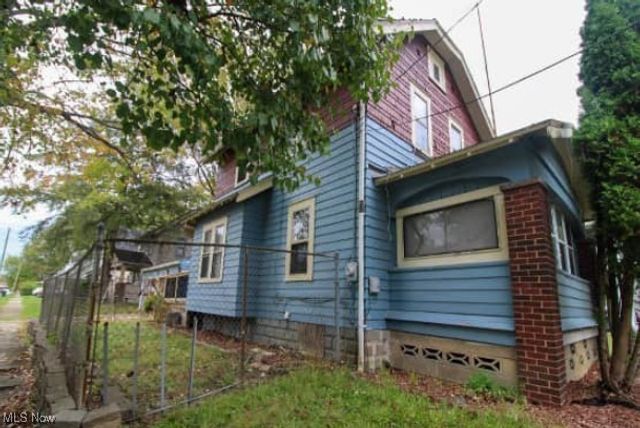 1205 Belle Street SE, Warren, OH 44484