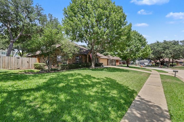 2421 Cornell Drive, Flower Mound, TX 75022