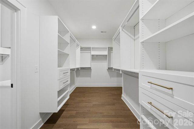 1115 Lomax Avenue, Charlotte, NC 28211