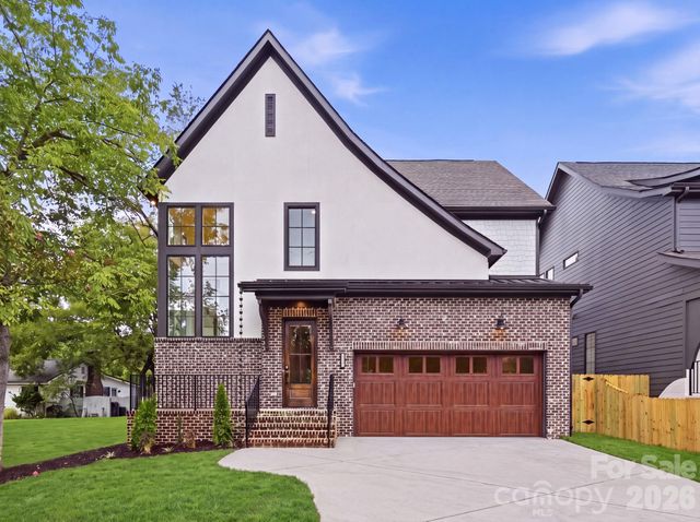 1115 Lomax Avenue, Charlotte, NC 28211
