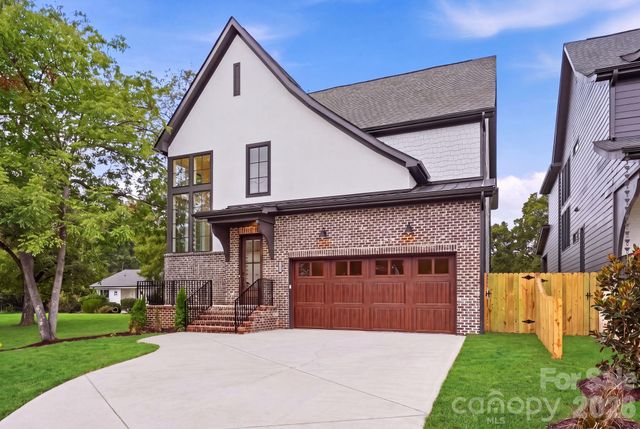 1115 Lomax Avenue, Charlotte, NC 28211