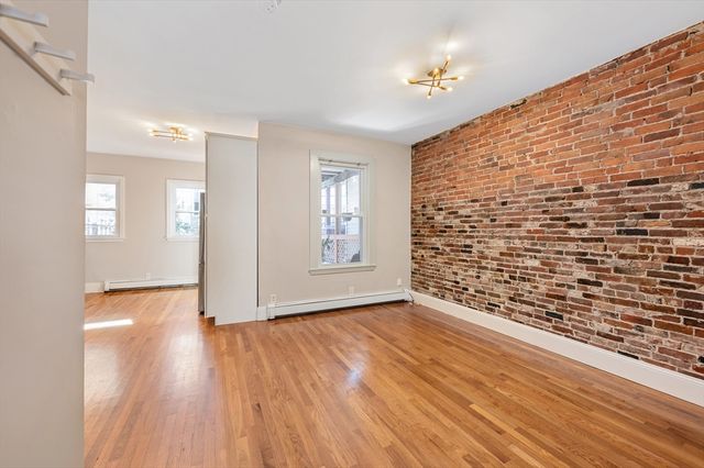 35 Story 1, Boston, MA 02127