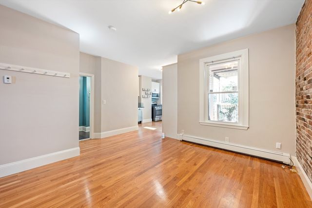 35 Story 1, Boston, MA 02127