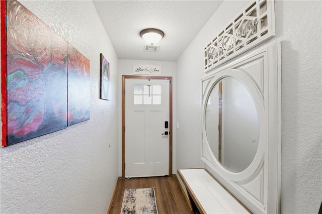 669 Sara Place, Centerton, AR 72719