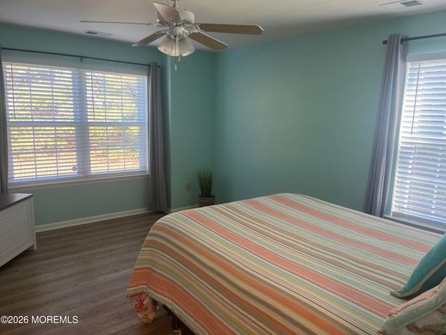 7 Bugle Way, Tinton Falls, NJ 07753