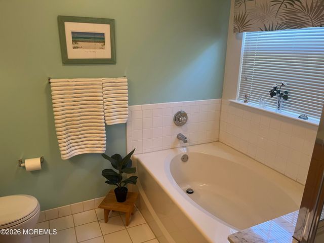 7 Bugle Way, Tinton Falls, NJ 07753