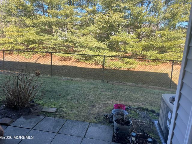 7 Bugle Way, Tinton Falls, NJ 07753