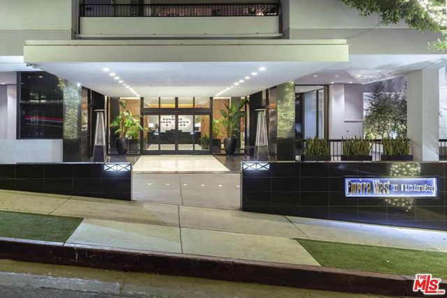 1100 Alta Loma Road 1404, West Hollywood, CA 90069