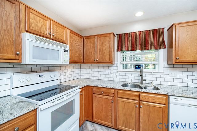 6300 Greystone Creek Rd, Mechanicsville, VA 23111