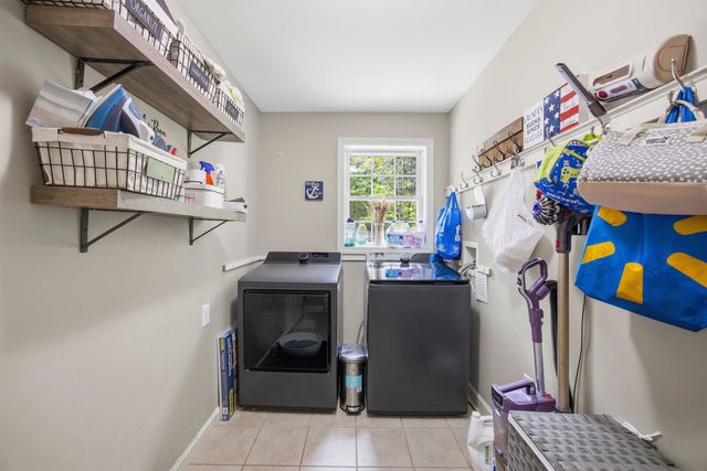 144 Mountain Road, Goffstown, NH 03045