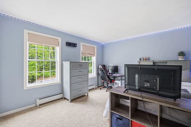 144 Mountain Road, Goffstown, NH 03045