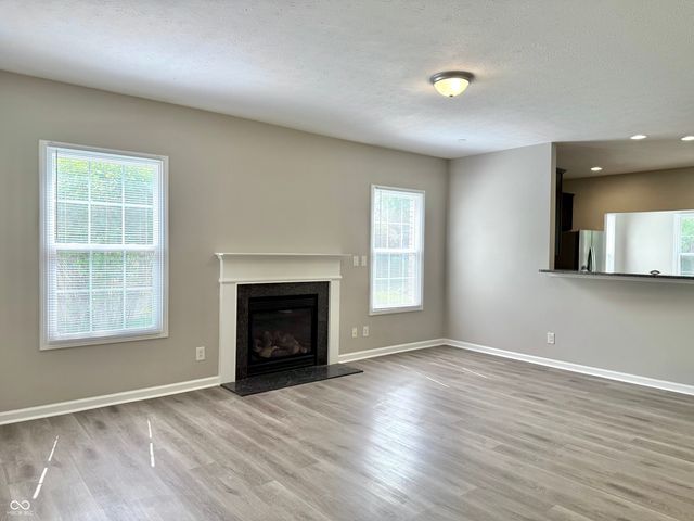 4263 Cairo Way, Avon, IN 46123