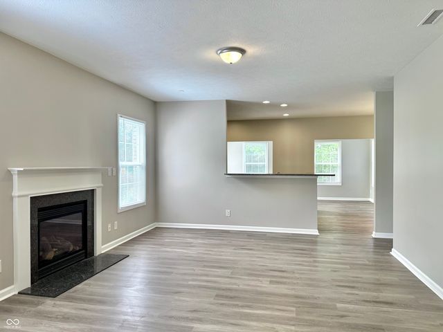 4263 Cairo Way, Avon, IN 46123