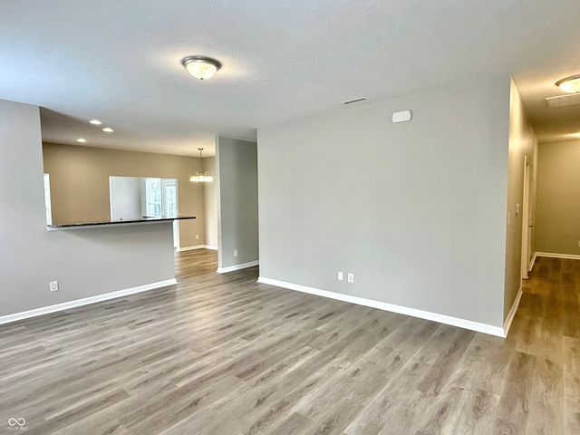 4263 Cairo Way, Avon, IN 46123