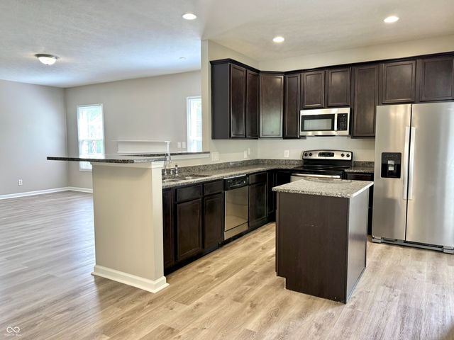 4263 Cairo Way, Avon, IN 46123