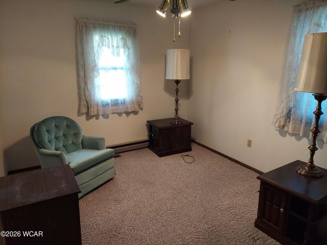 615 W Lima Avenue, Ada, OH 45810