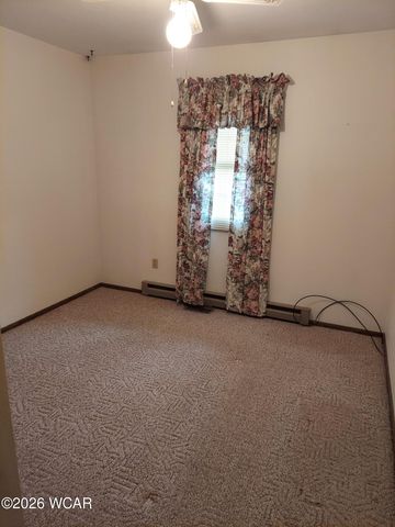 615 W Lima Avenue, Ada, OH 45810