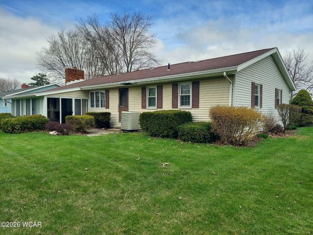 615 W Lima Avenue, Ada, OH 45810