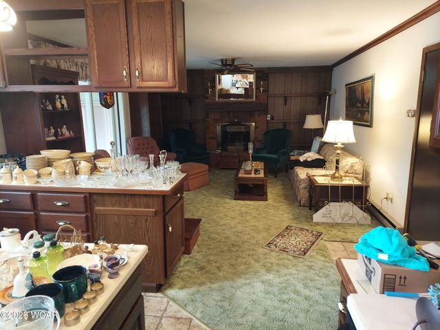 615 W Lima Avenue, Ada, OH 45810