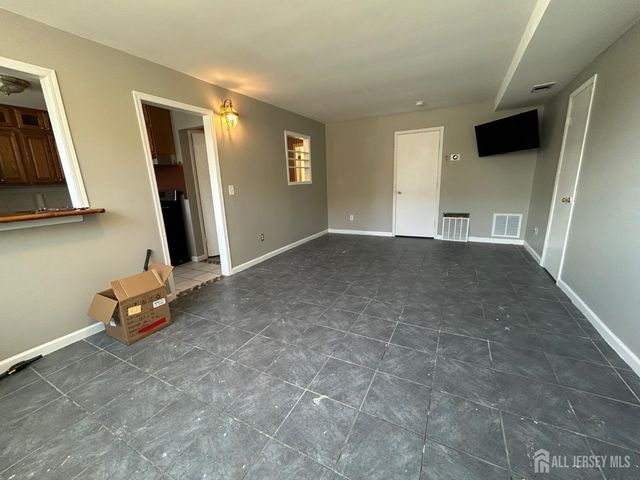 205 College Drive, Edison, NJ 08817