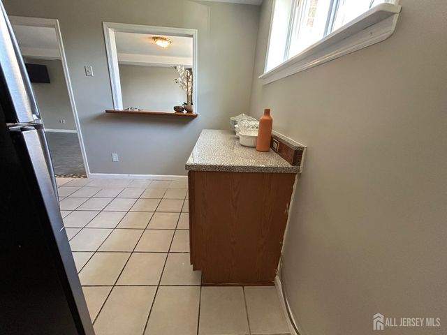 205 College Drive, Edison, NJ 08817
