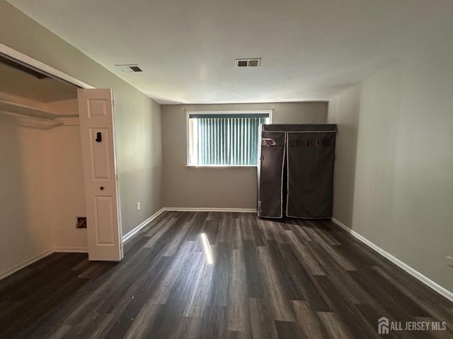 205 College Drive, Edison, NJ 08817