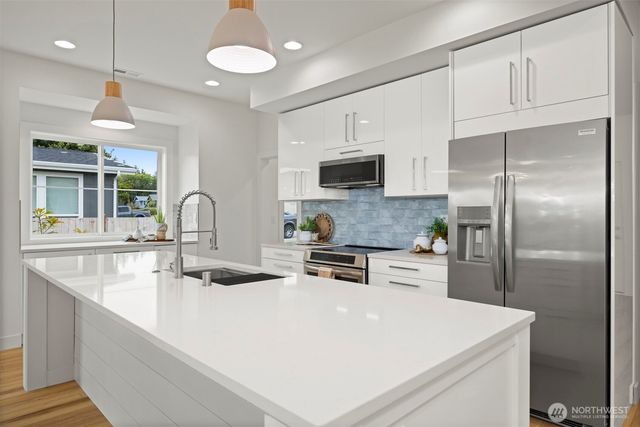 2521 Dodd Avenue, Blaine, WA 98230