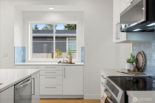 2521 Dodd Avenue, Blaine, WA 98230