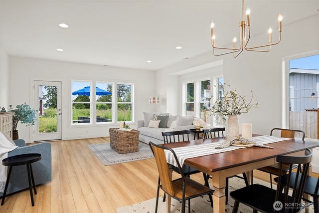 2521 Dodd Avenue, Blaine, WA 98230