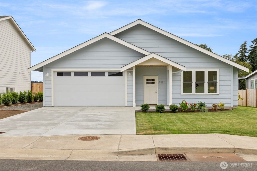 2521 Dodd Avenue, Blaine, WA 98230