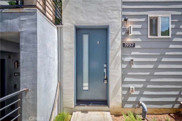 1937 Griffith Park Boulevard, Los Angeles, CA 90039
