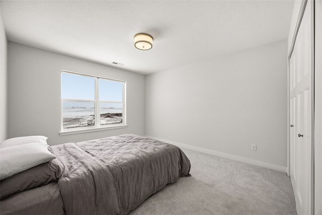 2411 Bluegrass St, Marion, IA 52302