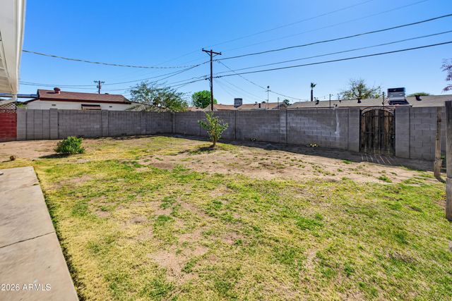 3317 W SELLS Drive, Phoenix, AZ 85017