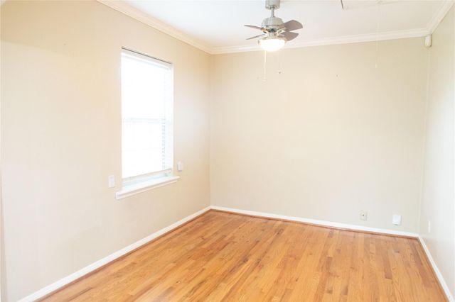 5564 Aspen Street, Bellaire, TX 77401