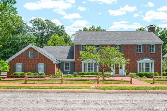 6414 N JAMESTOWN Road, Peoria, IL 61615