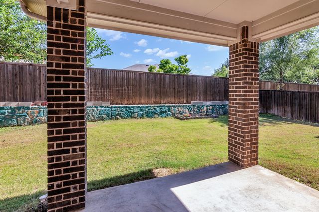 5816 Hickoryhill Road, Watauga, TX 76148