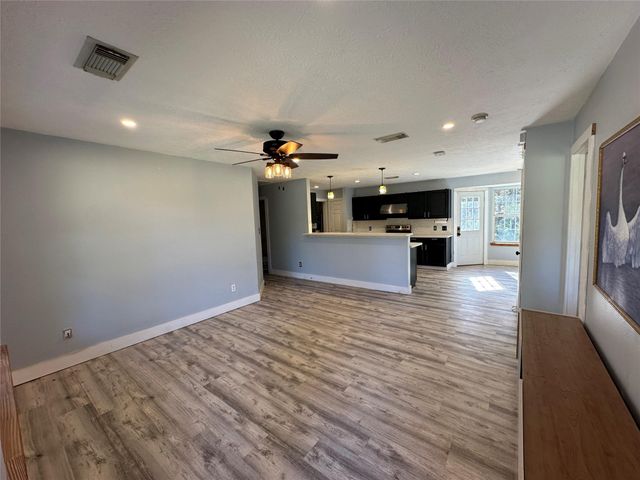 1001 Oak Ridge Road Road, Willis, TX 77378