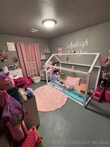 526 SW 2nd Street, Adair, OK 74330