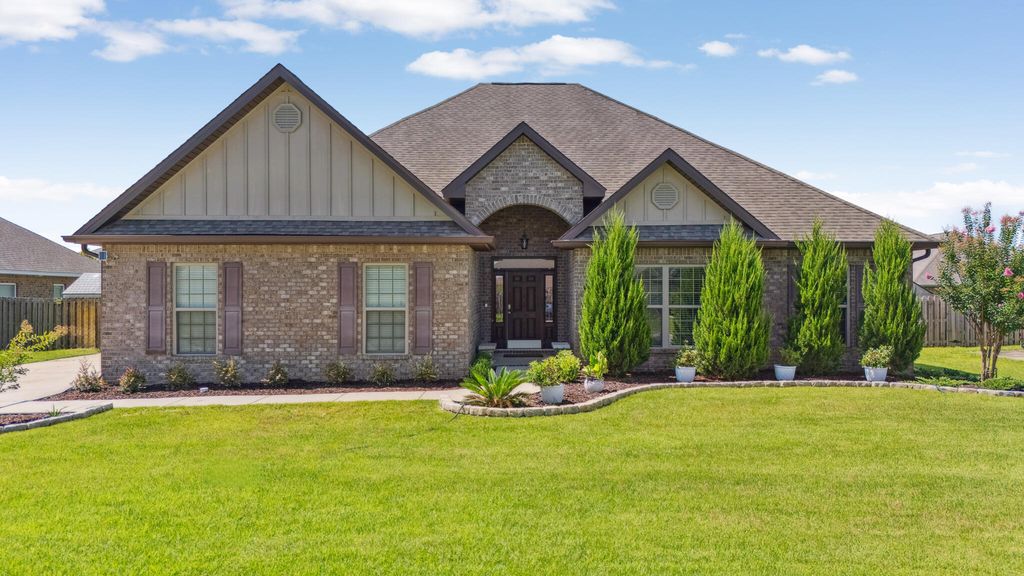 511 Gadwell Street, Crestview, FL 32539