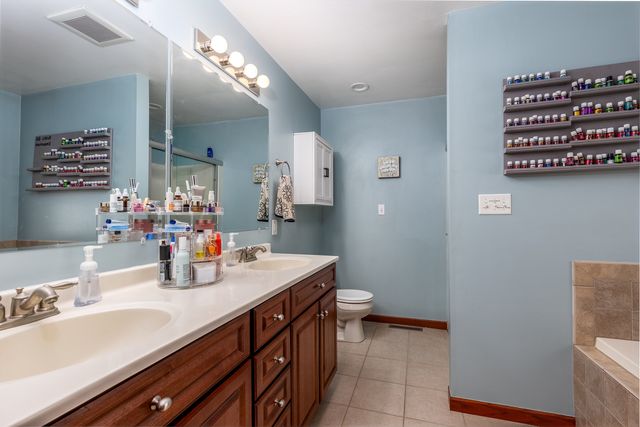 1239 Tower Drive, Ottawa, IL 61350