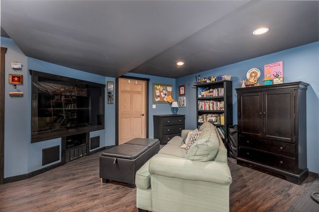 1239 Tower Drive, Ottawa, IL 61350