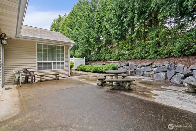 1912 S 368th Place, Federal Way, WA 98003