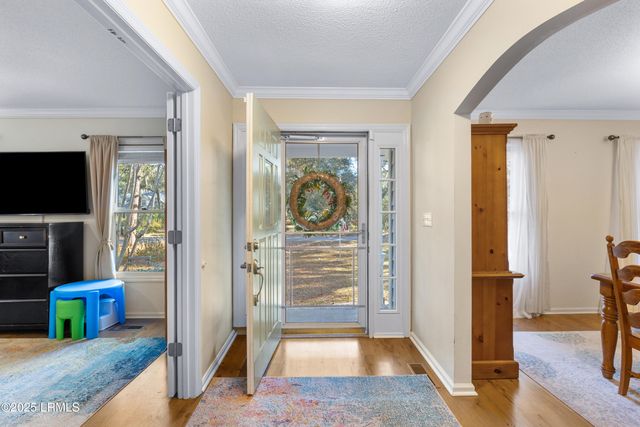 6 Spring Knob Circle, Beaufort, SC 29907
