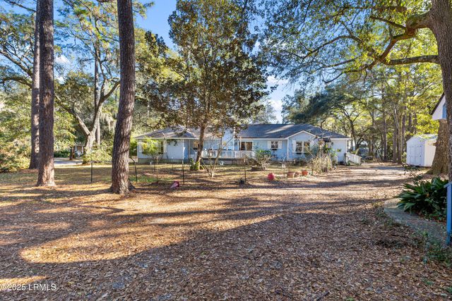 6 Spring Knob Circle, Beaufort, SC 29907