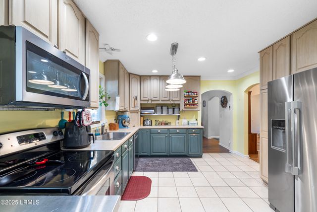 6 Spring Knob Circle, Beaufort, SC 29907