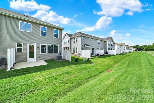 9050 Northfield Crossing Drive, Charlotte, NC 28269