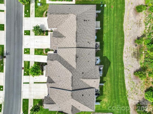 9050 Northfield Crossing Drive, Charlotte, NC 28269