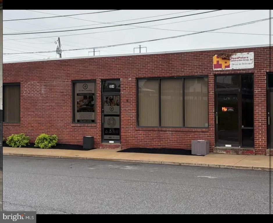 302-308 BALTIMORE AVE, Folcroft, PA 19032