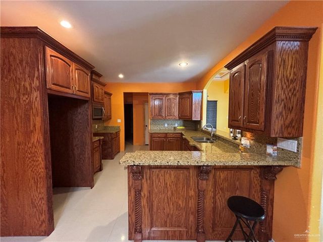 45 Zinnia Street, Rio Grande City, TX 78582